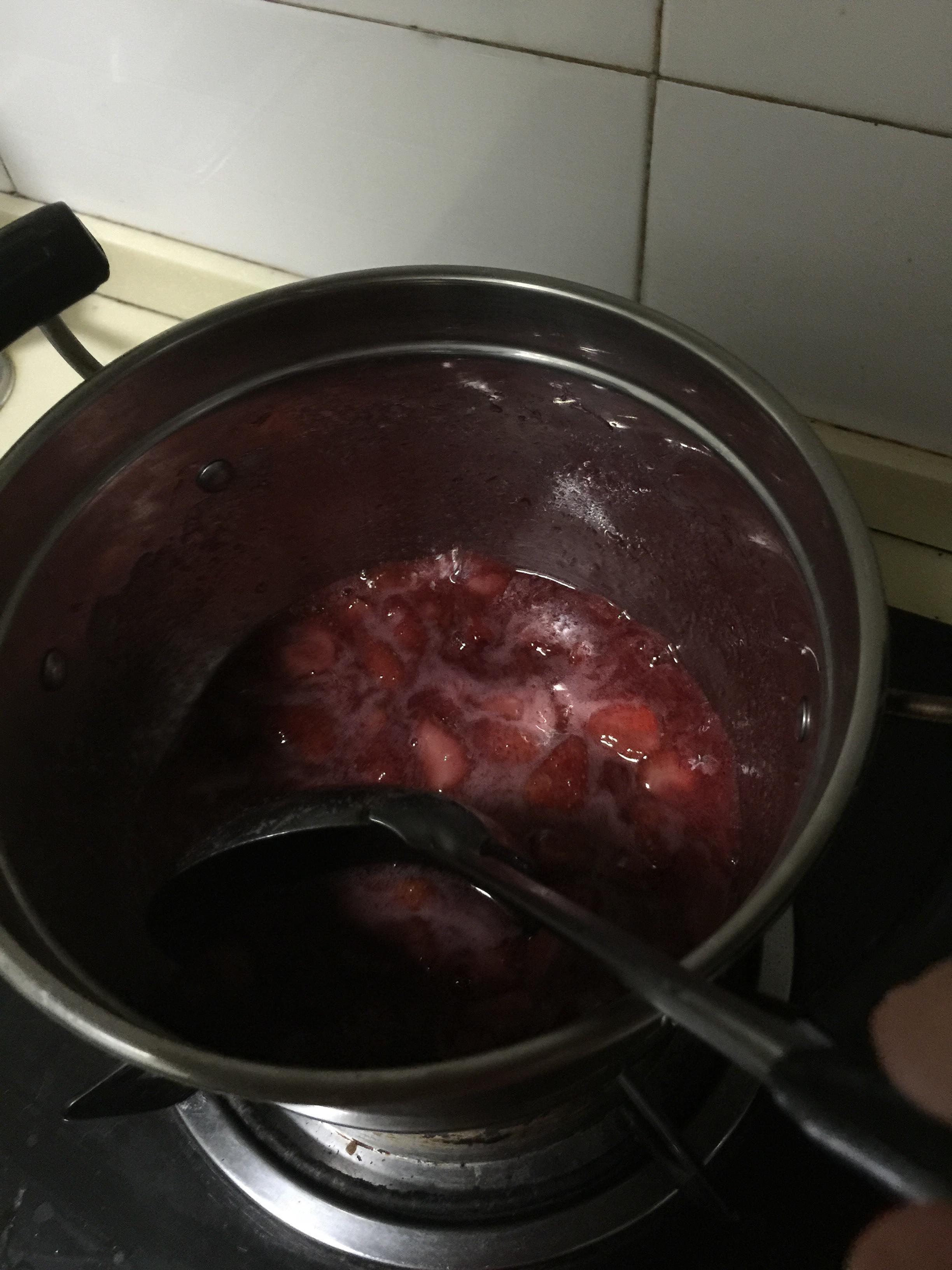 冬妈自制草莓酱的做法 步骤3