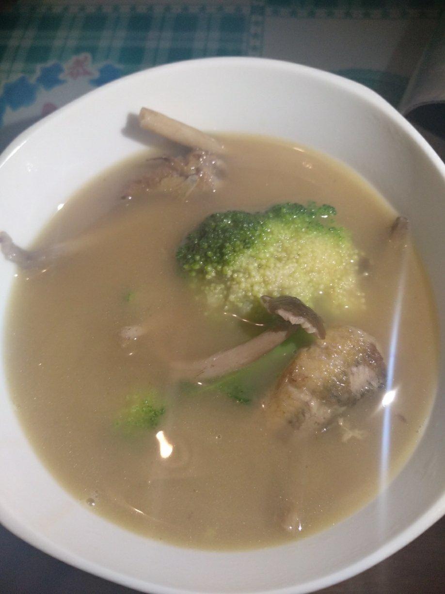 泥鳅炖豆腐（小贴士附杀泥鳅方法）