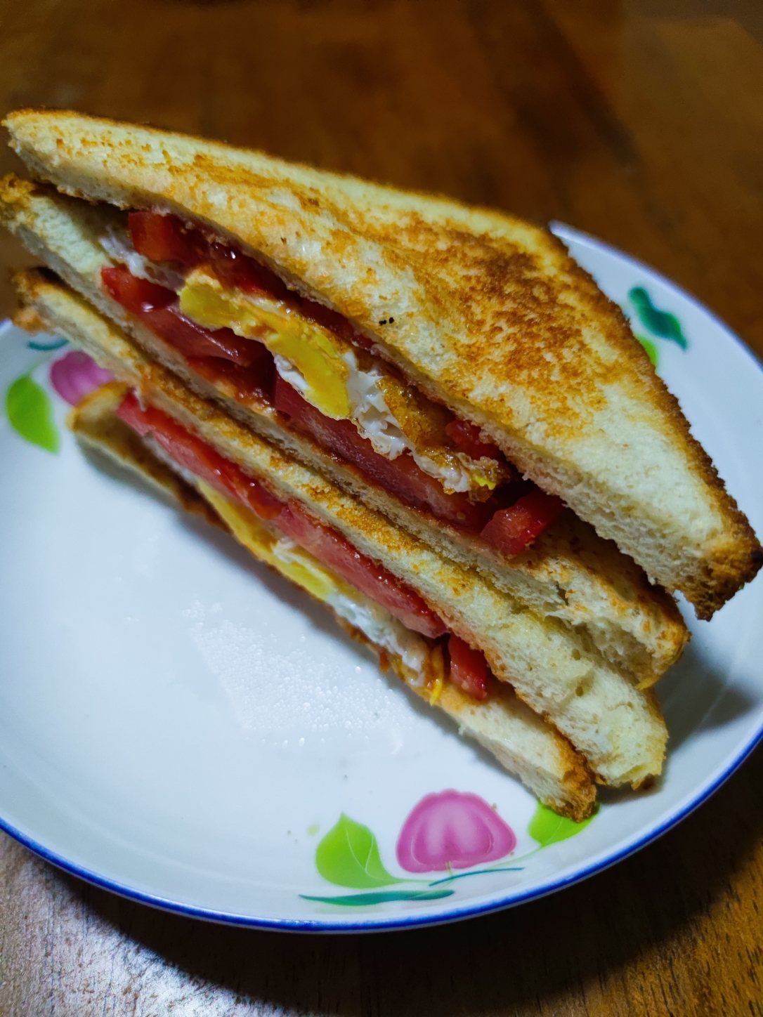 家庭超简易版三明治，孩子早餐5分钟搞定。的做法