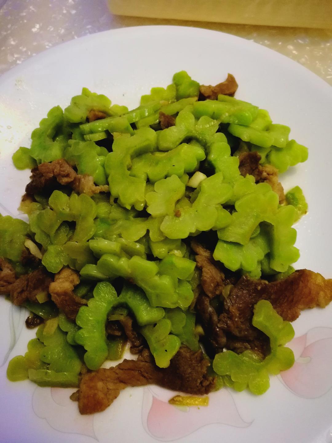 苦瓜炒肉