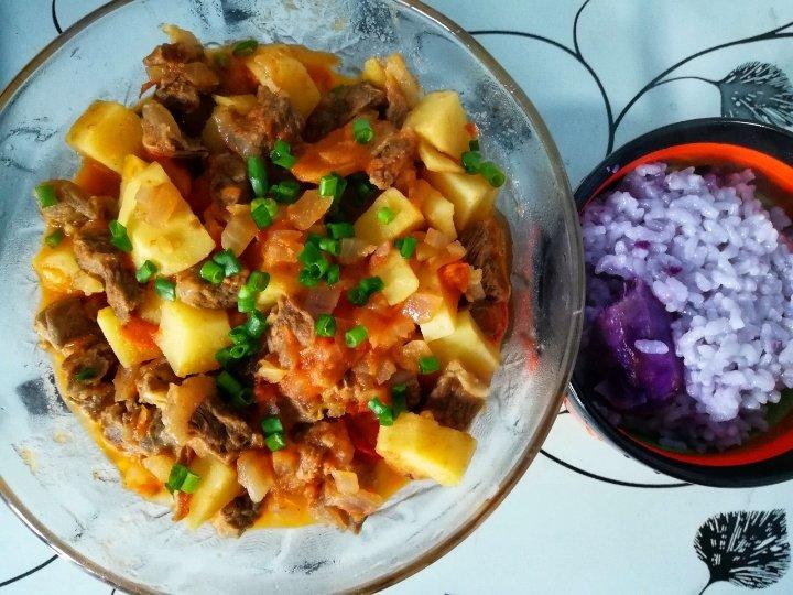 番茄土豆炖牛腩