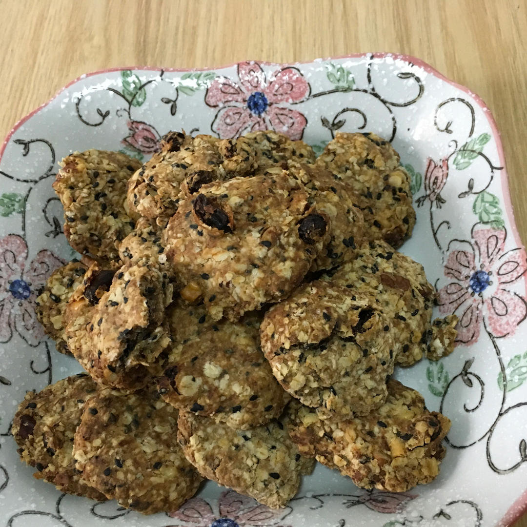 素食:有机燕麦芝麻大饼干