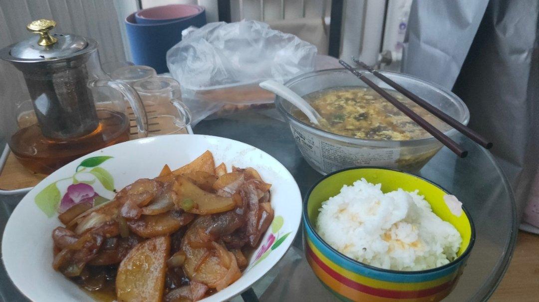 洋葱炒土豆片真的绝了(注意看小贴士😁)