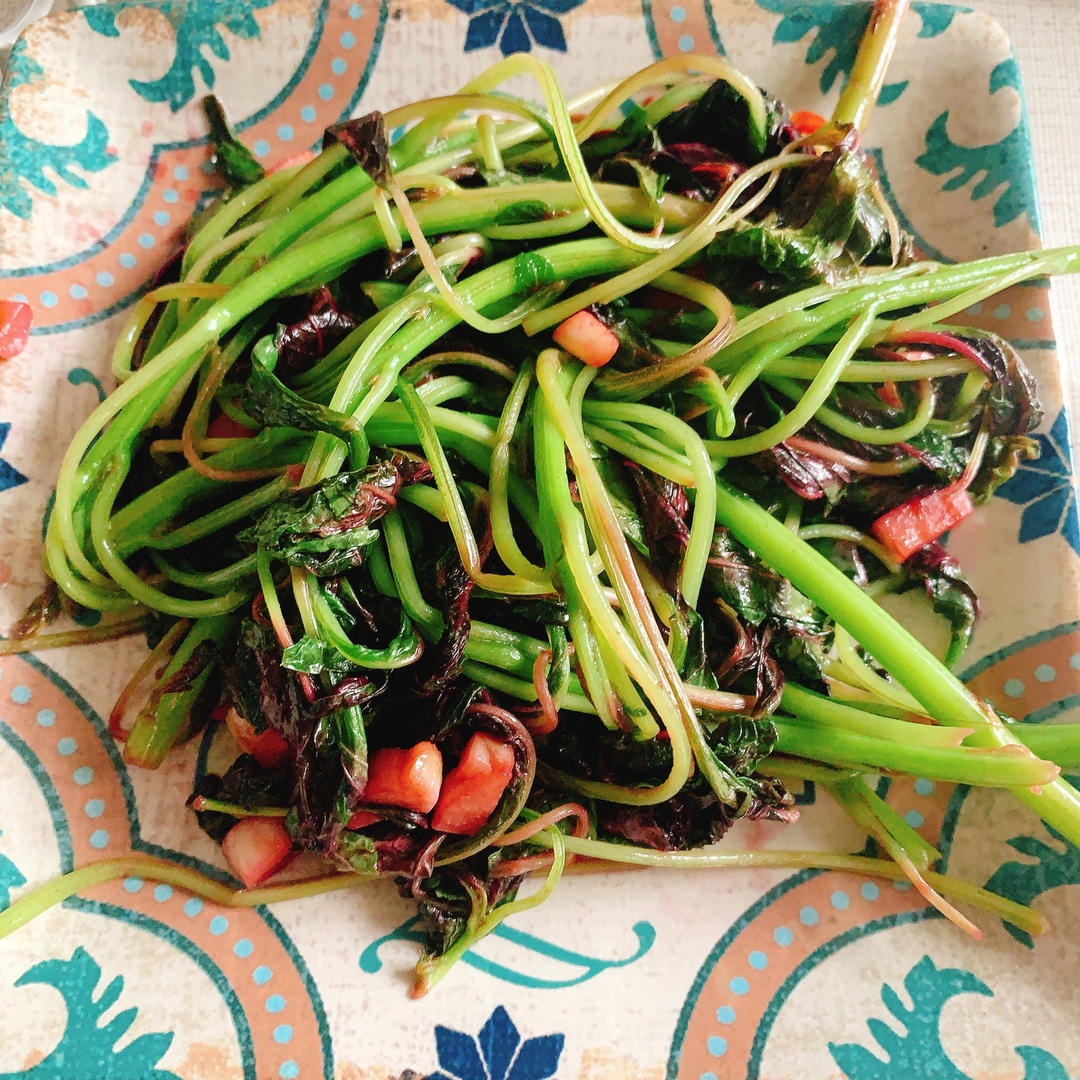 清炒苋菜+红薯荞麦米饭