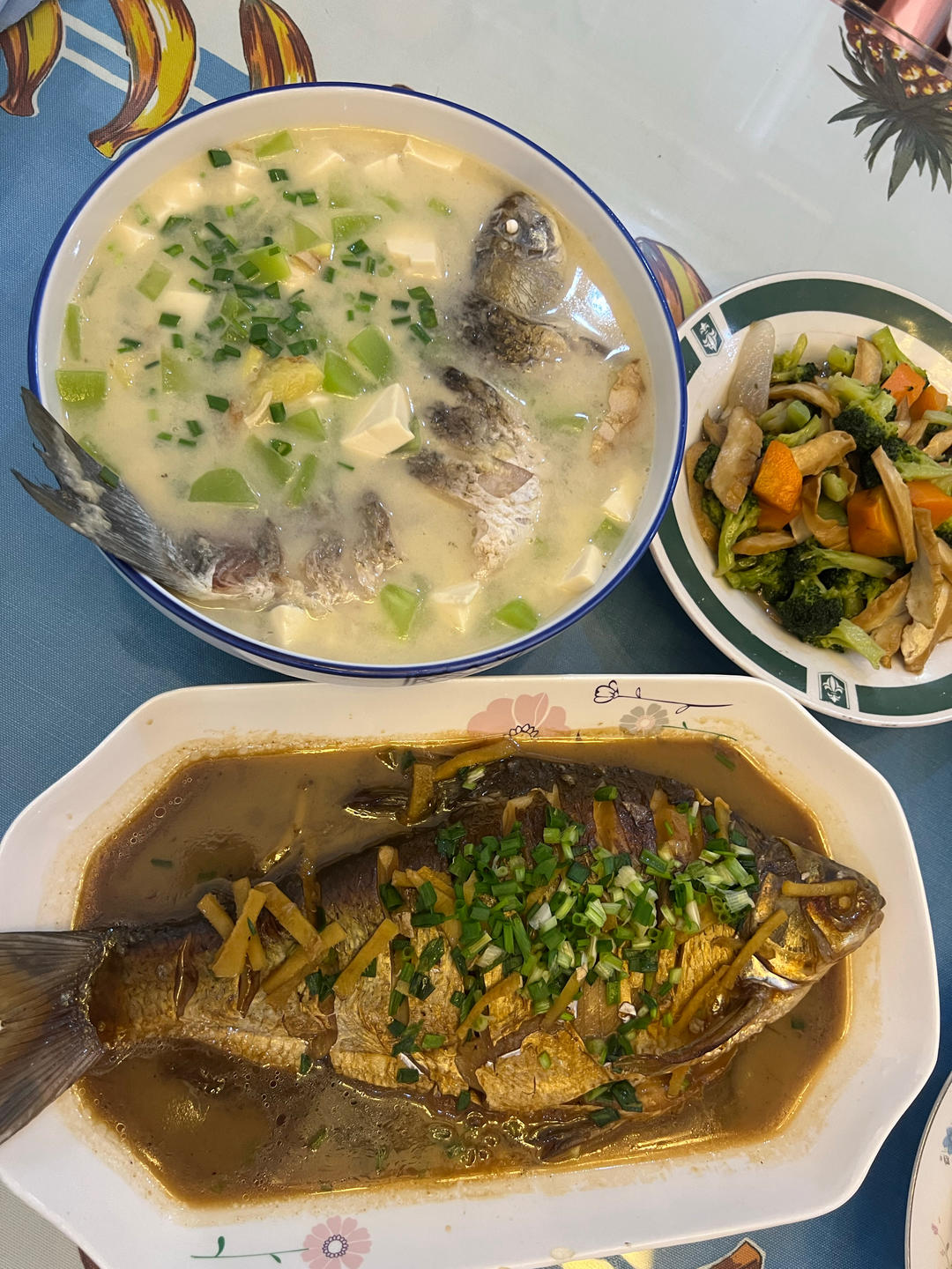 奶白鲫鱼豆腐汤|一条鱼最后的温柔
