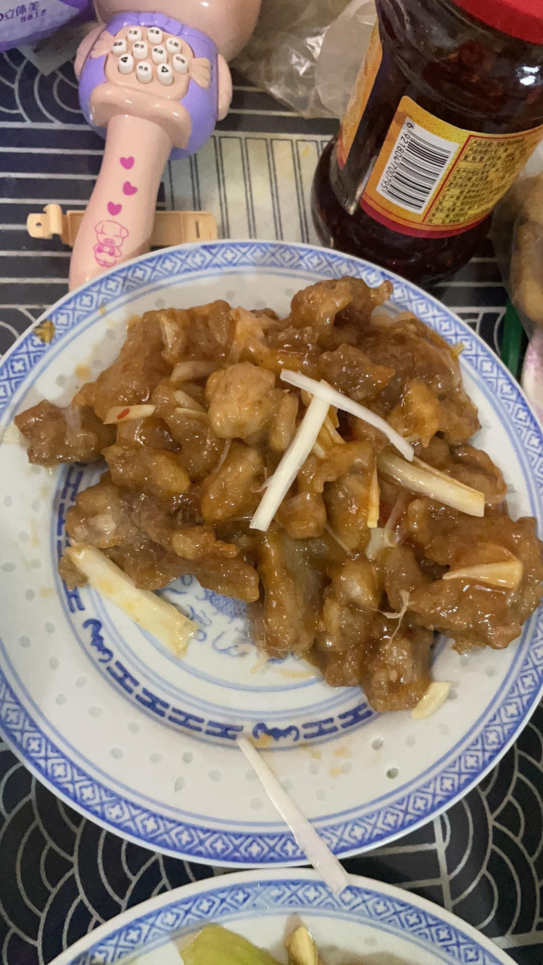 厨师长教你：“锅包肉”的家常做法，色泽金黄，口味酸甜！