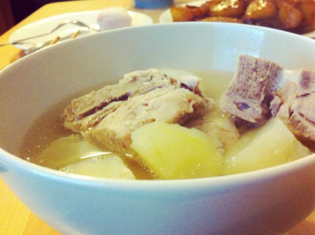 土豆排骨汤