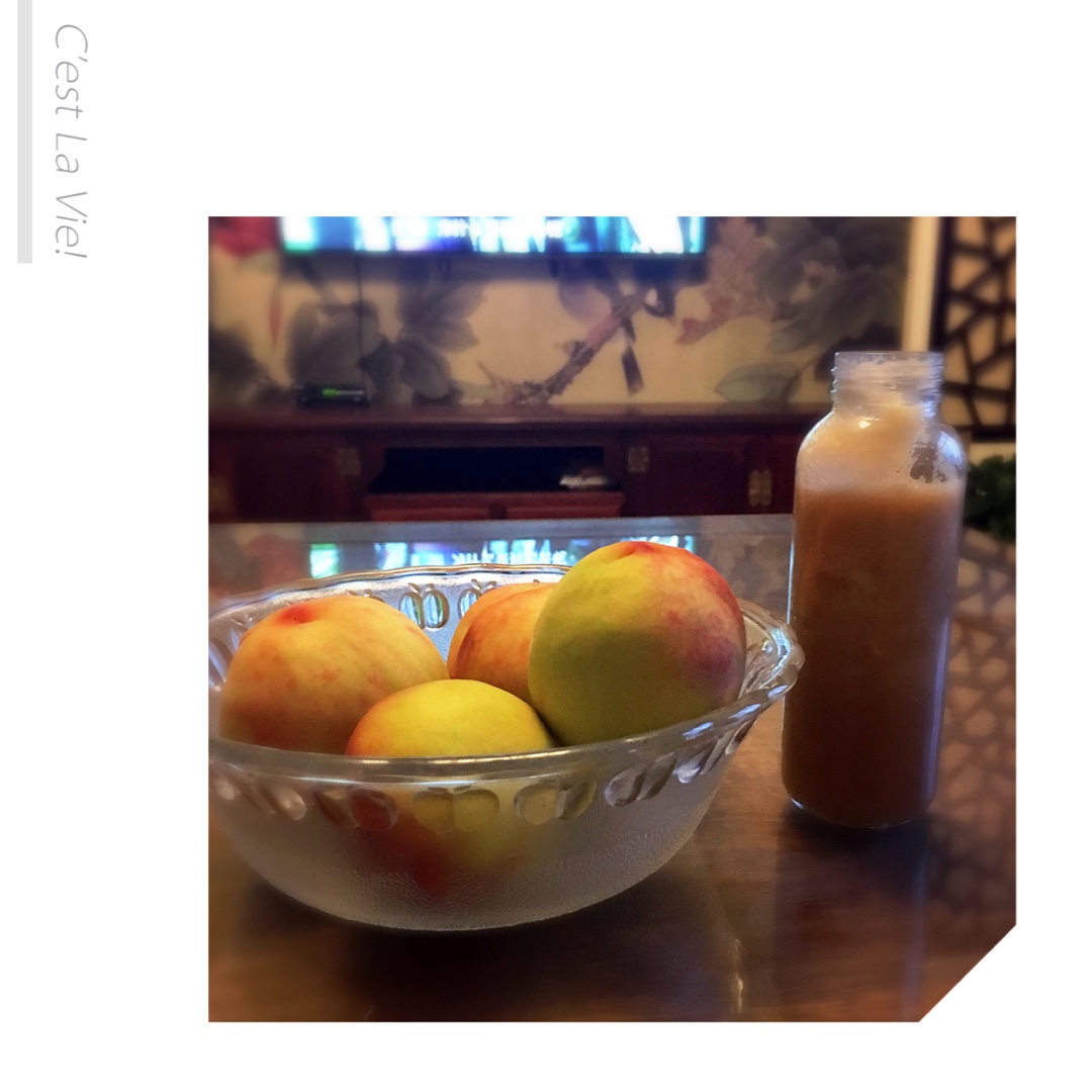 鲜榨桃汁