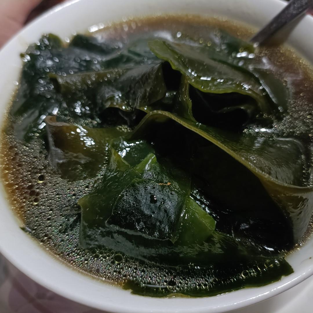 韩国海带汤（미역국）