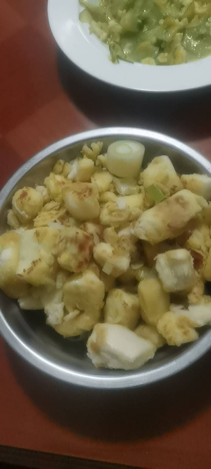 快手早餐～葱香孜然鸡蛋炒馍花