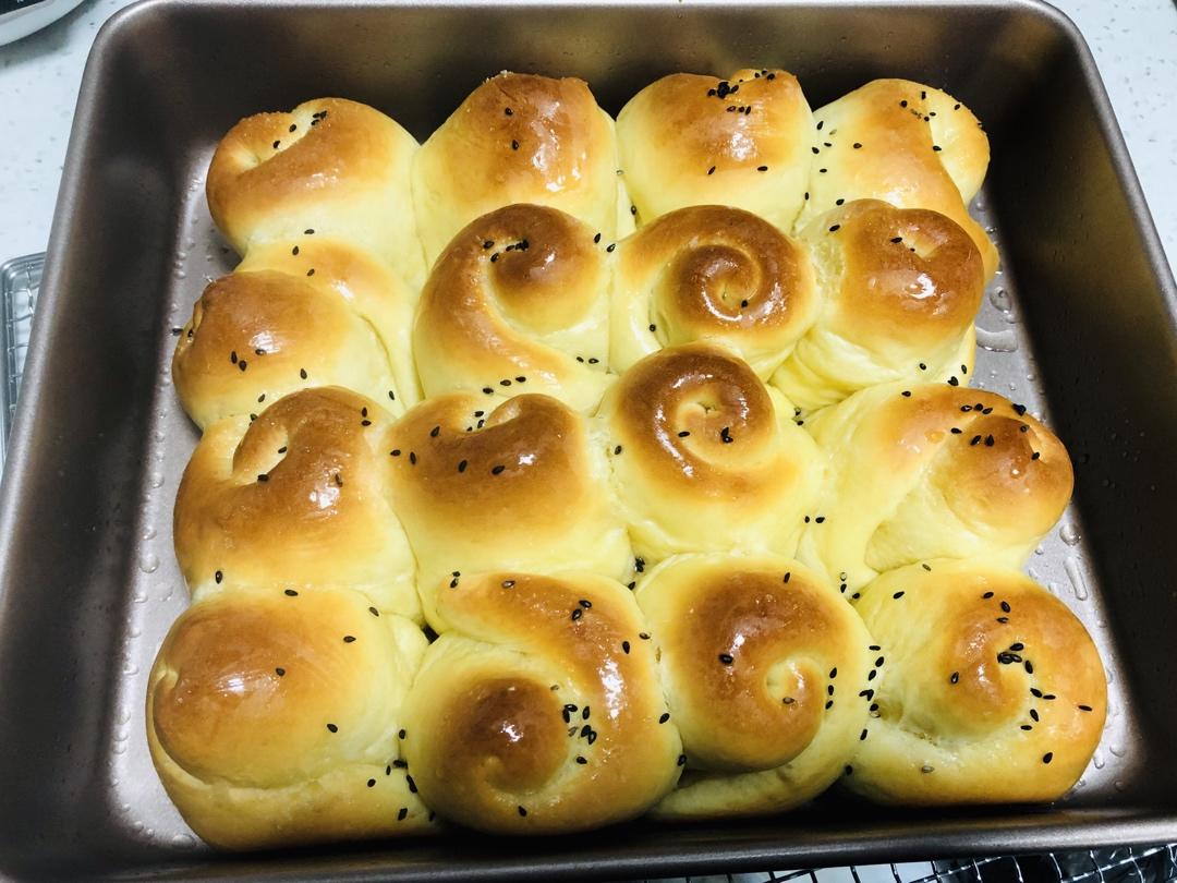 蜂蜜脆底小面包