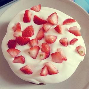 咖啡戚风的草莓裸蛋糕的做法 步骤9