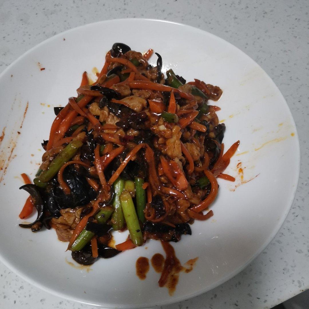 鱼香肉丝盖浇饭