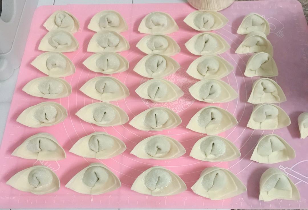 元宝馄饨的包法