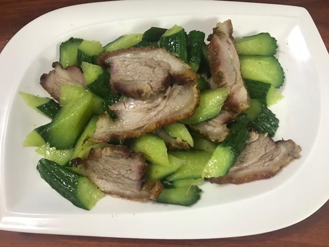 青瓜炒鲜鱿
