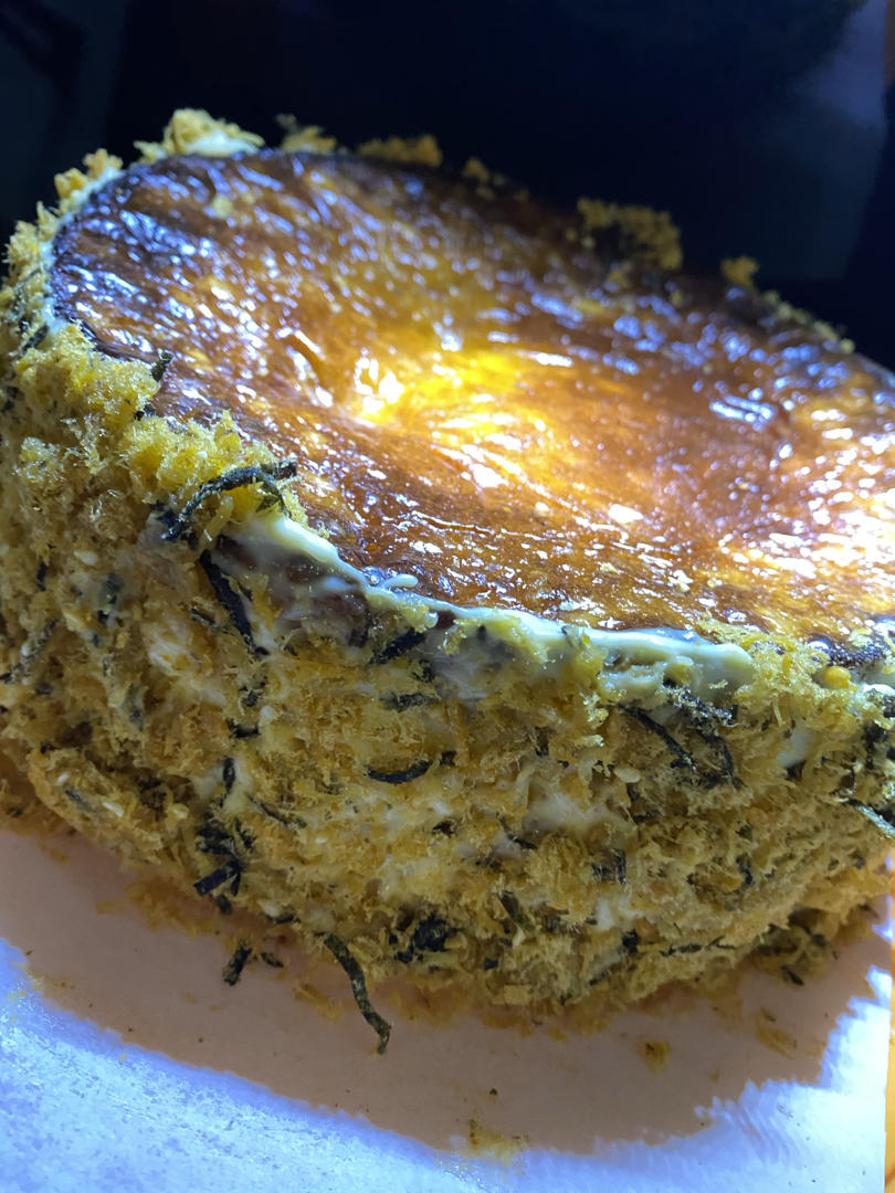 咸蛋黄芋泥肉松爆浆蛋糕