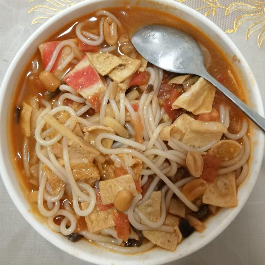 番茄螺蛳粉