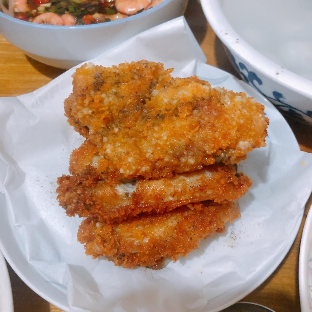 香脆辣味炸鸡翅