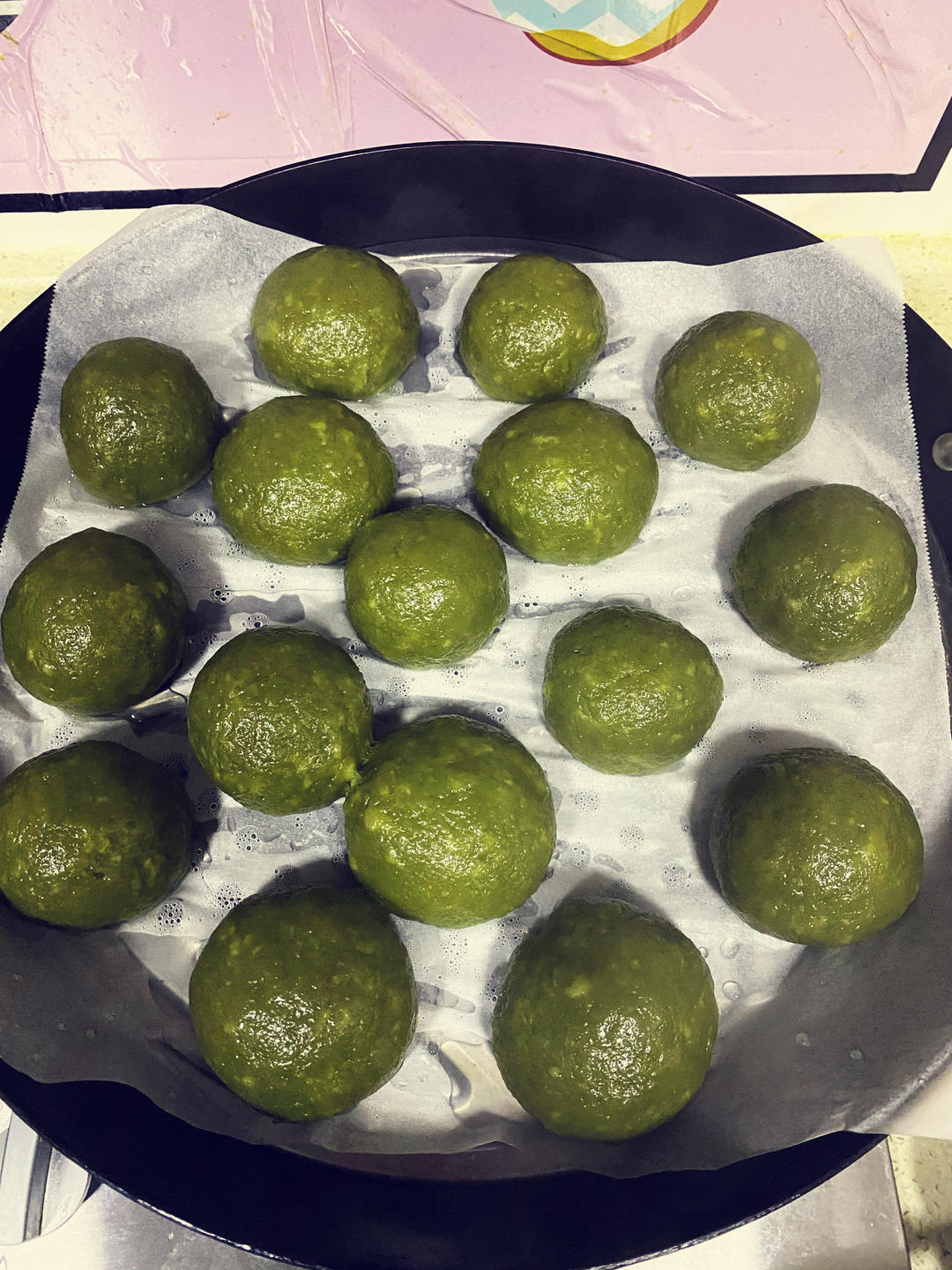 清明必吃的艾草青团