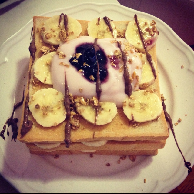 花生酱香蕉吐司