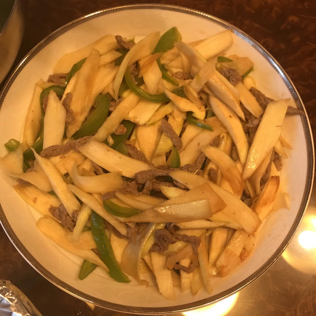 茭白青椒肉丝炒毛豆