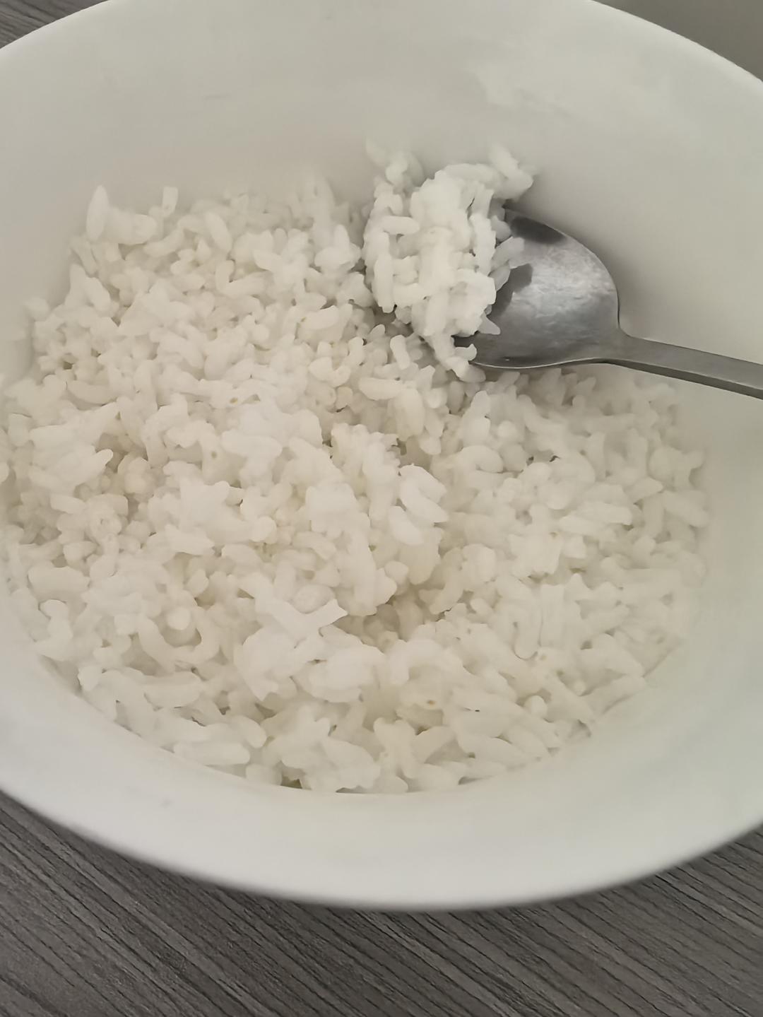 隔水蒸米饭的做法
