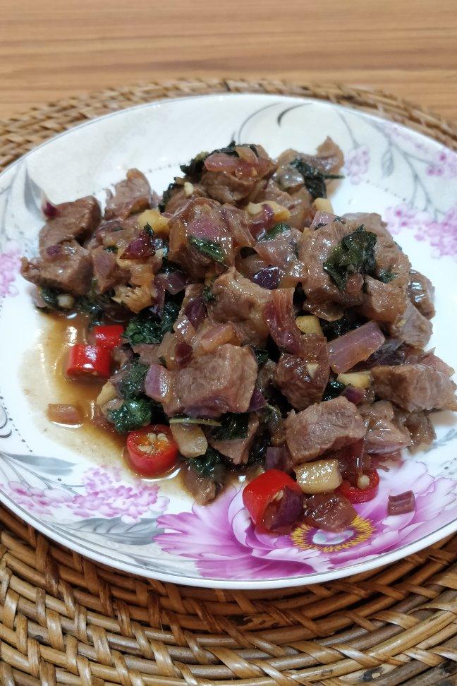 紫苏爆牛肉