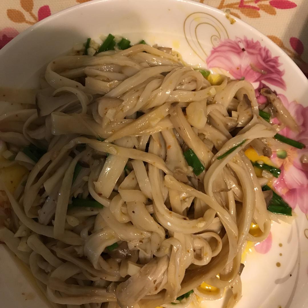 油泼杏鲍菇（凉菜