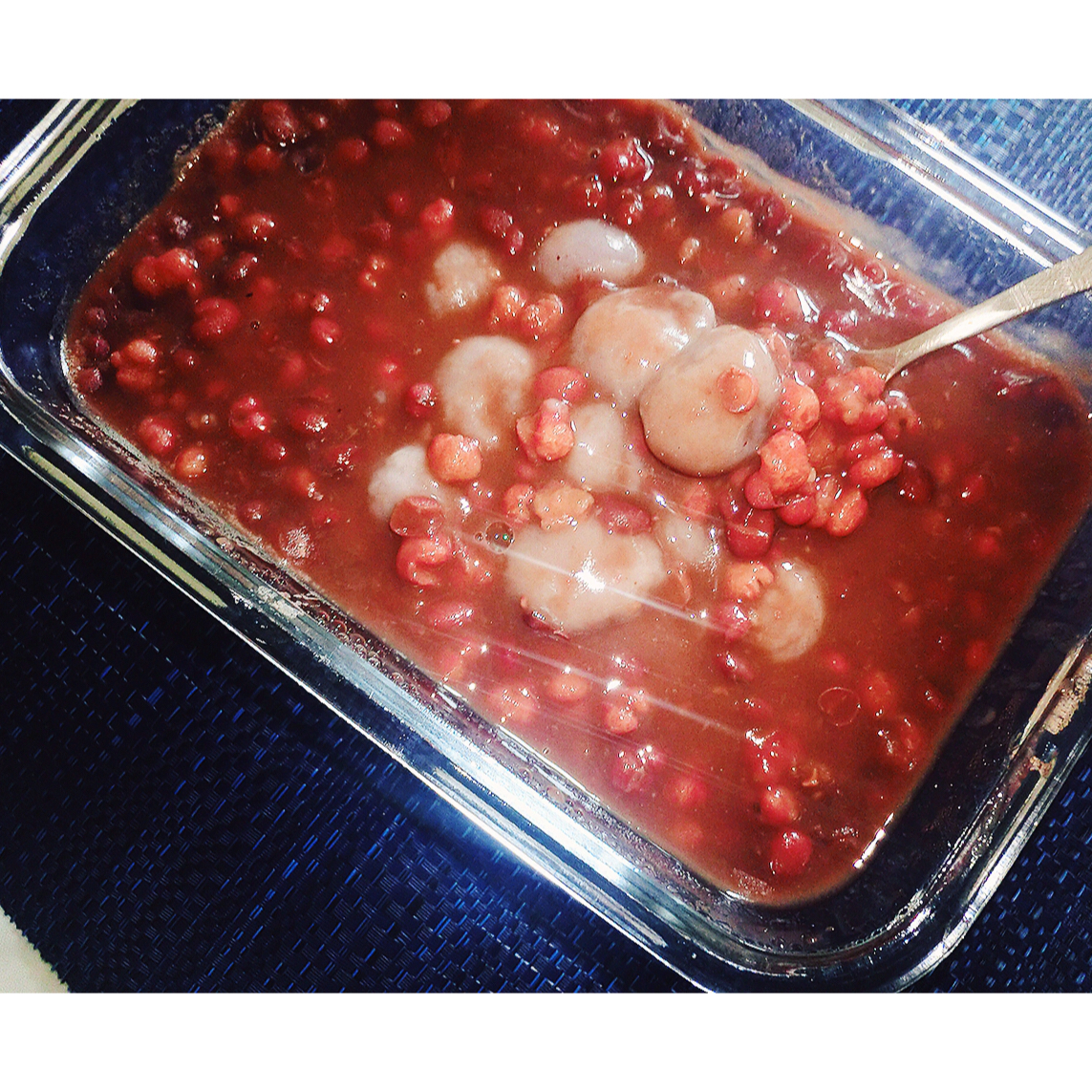 红豆薏米粥 (Red Bean and Pearl Barley Congee)