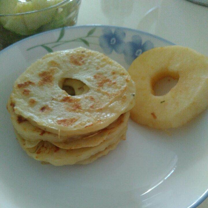 苹果甜甜圈 宝宝辅食食谱