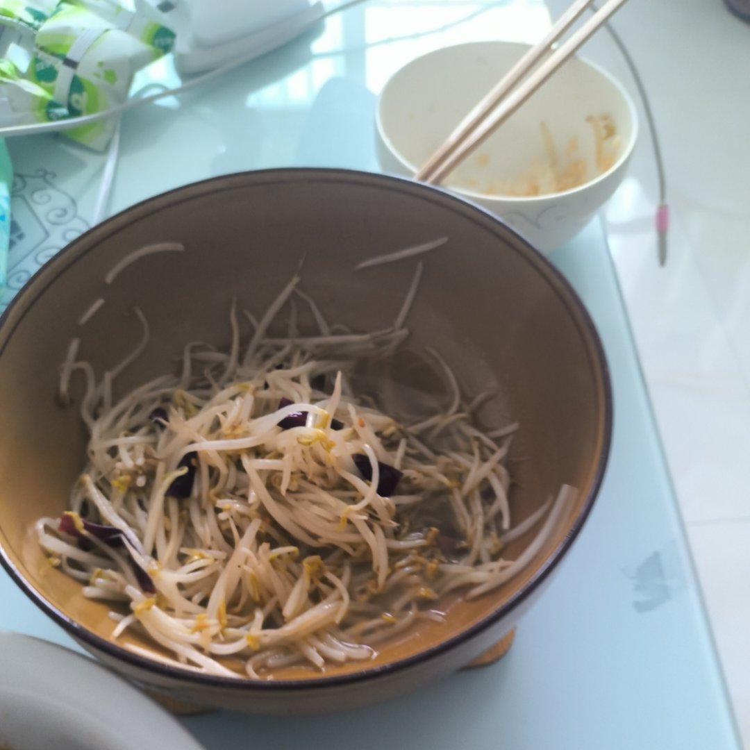 爆炒绿豆芽的做法