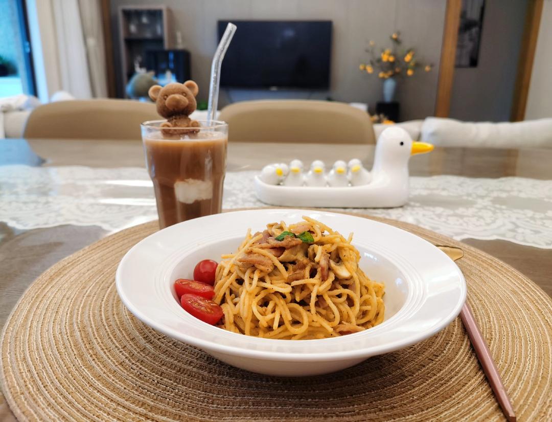 蛋黄酱培根意面