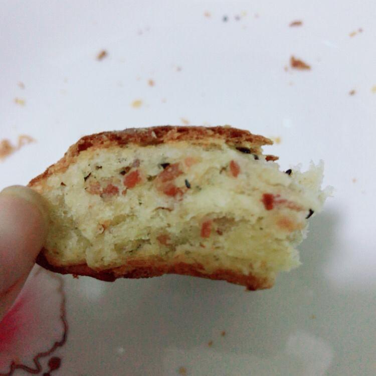 香喷喷的全麦培根面包