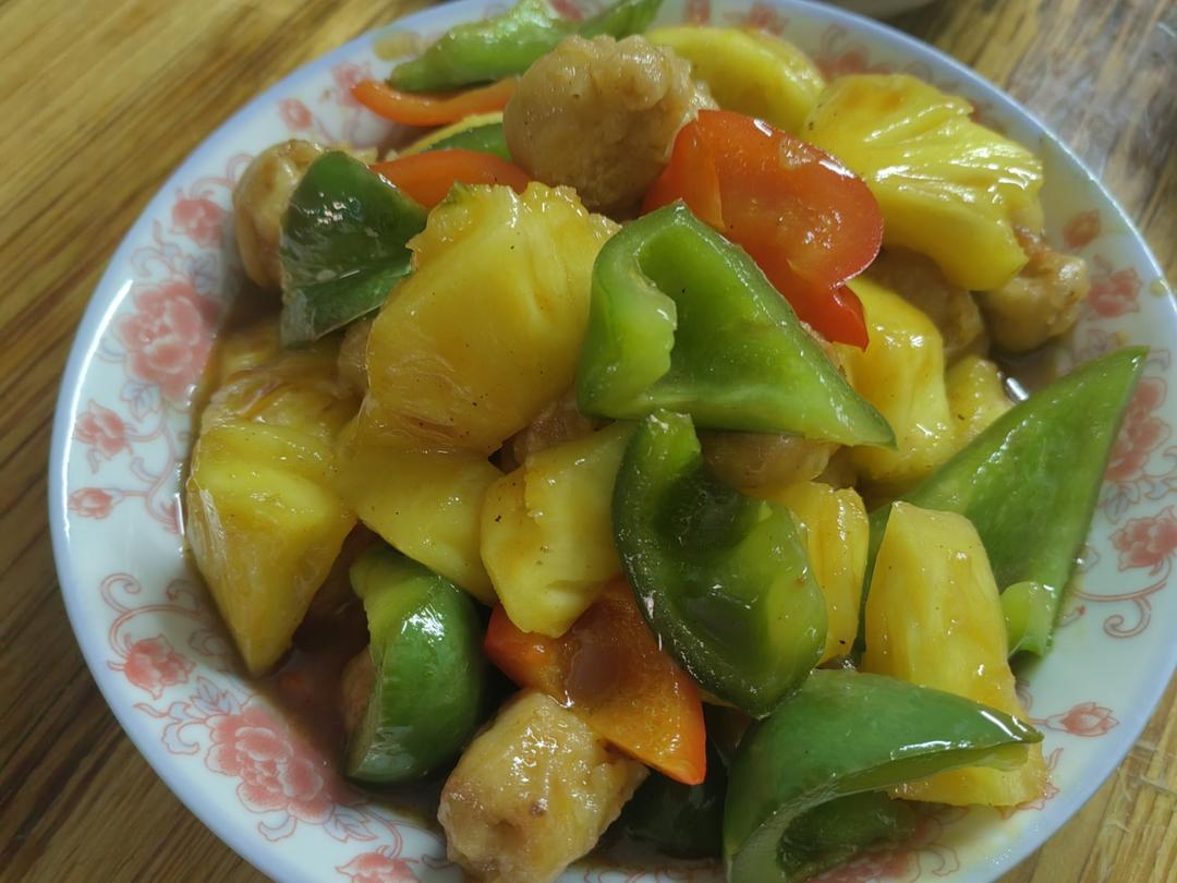 秘制菠萝咕噜肉（绝对好吃）