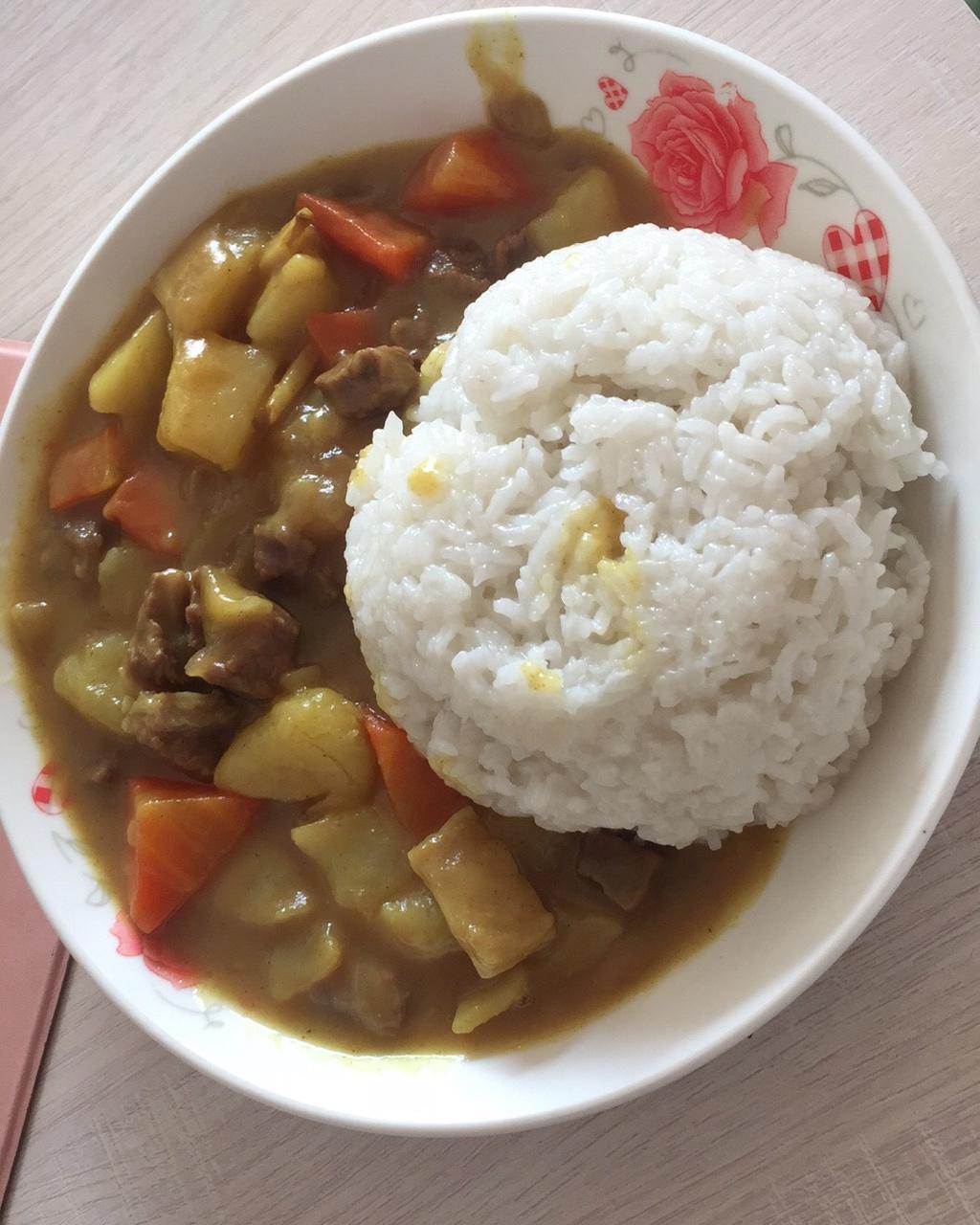 咖喱牛肉饭