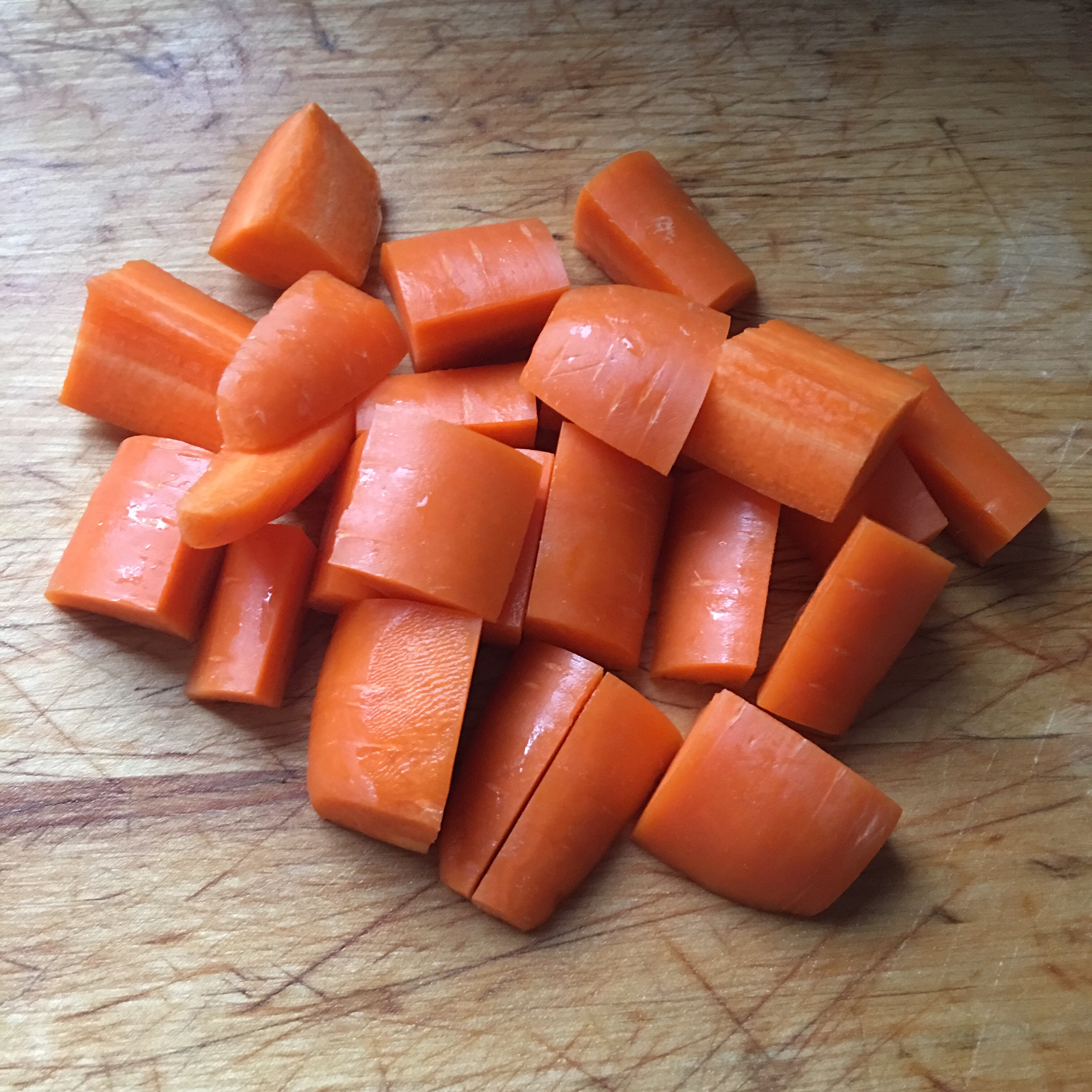 胡萝卜红烧肉的做法 步骤2