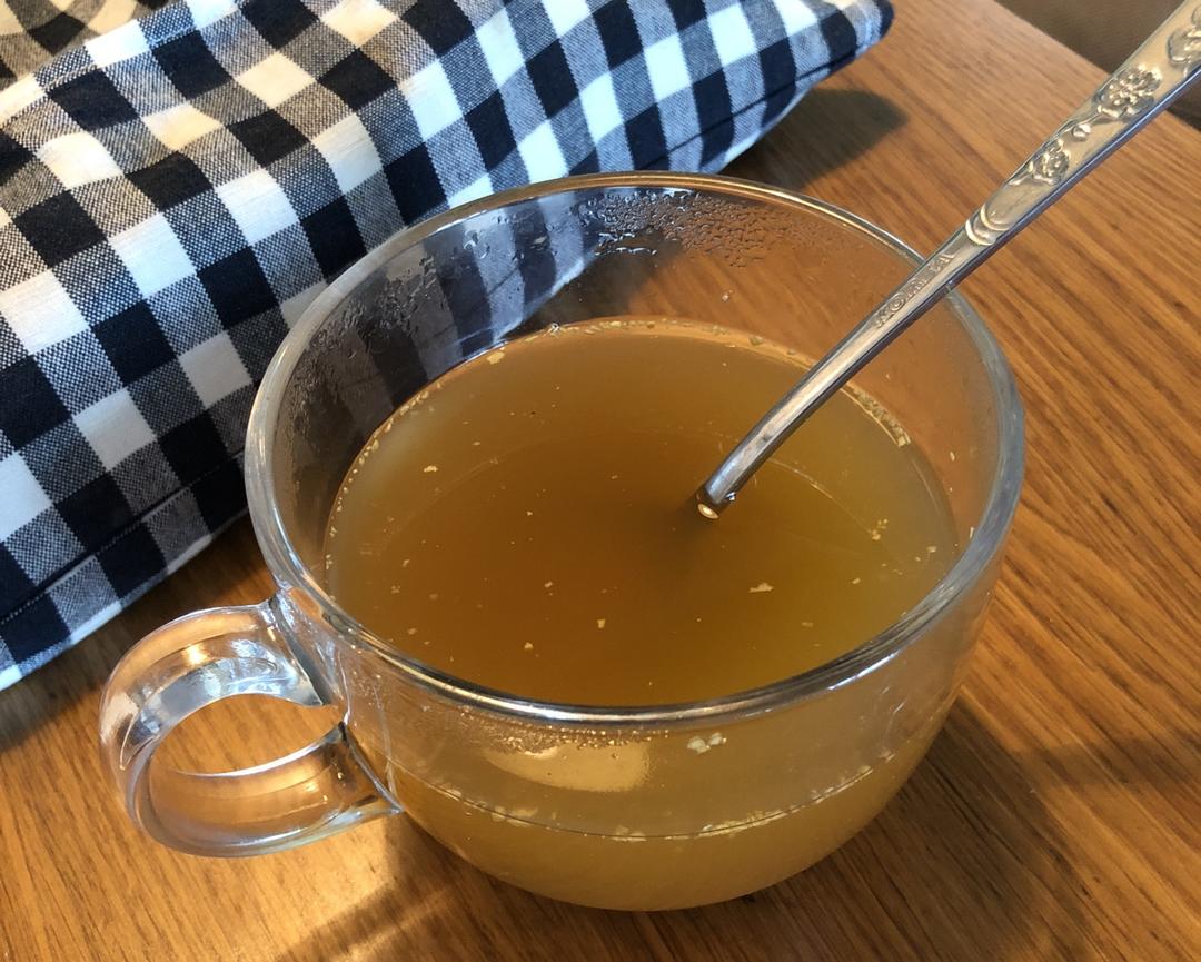 黑糖生姜红枣茶（面包机版）的做法