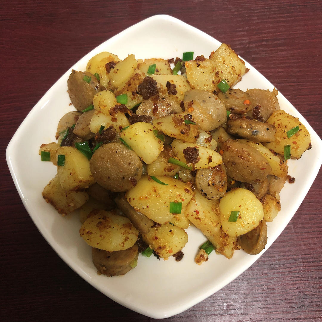 烧烤风味的土豆小香肠