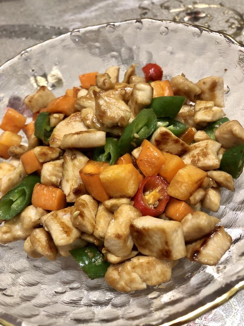 第一次发现鸡胸肉还可以这样做，😋好吃不长肉