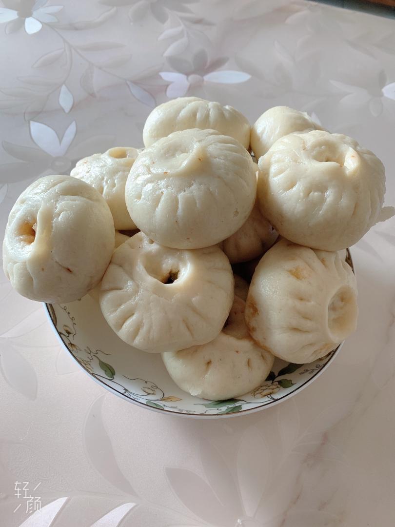 酱肉包子