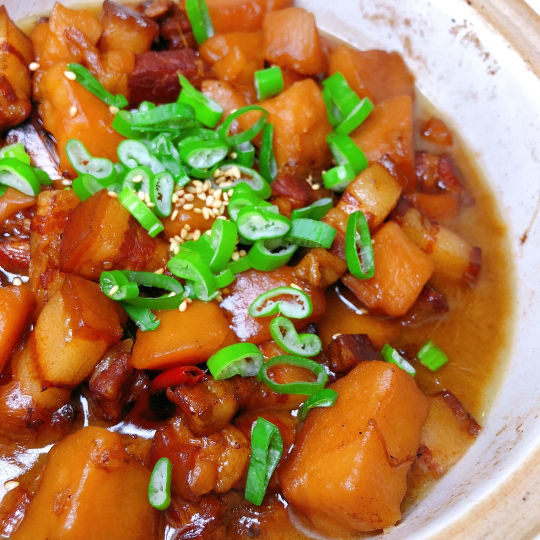 正宗土豆红烧肉的做法最正宗的做法步骤图解怎么做好吃