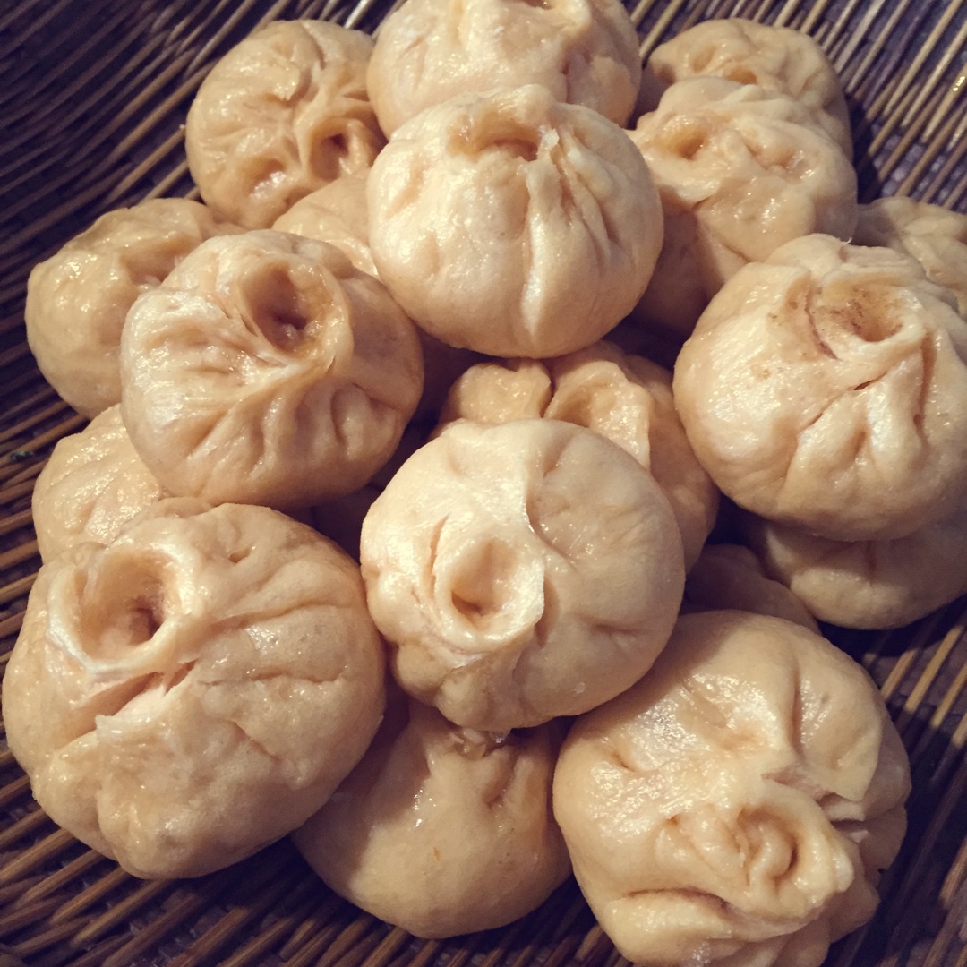 酱肉包