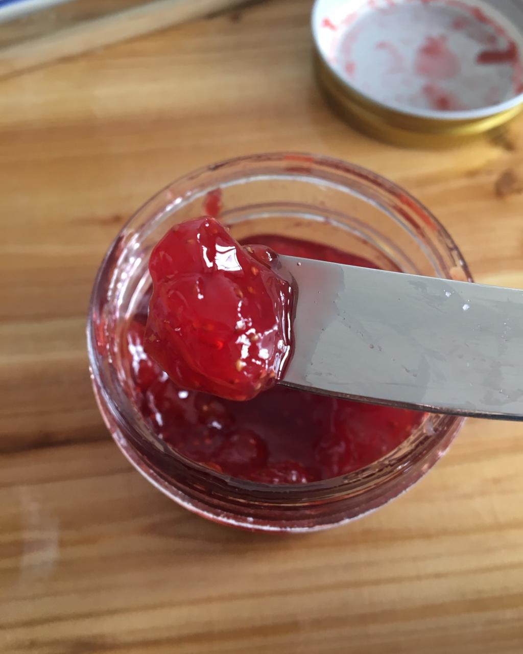 《Tinrry下午茶》番外篇-满满果肉的草莓果酱