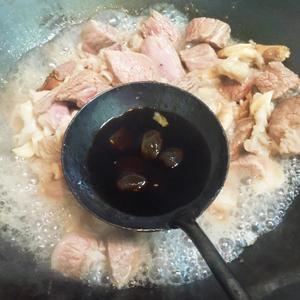 汤汤小厨—牛腩炖粉条的做法 步骤2