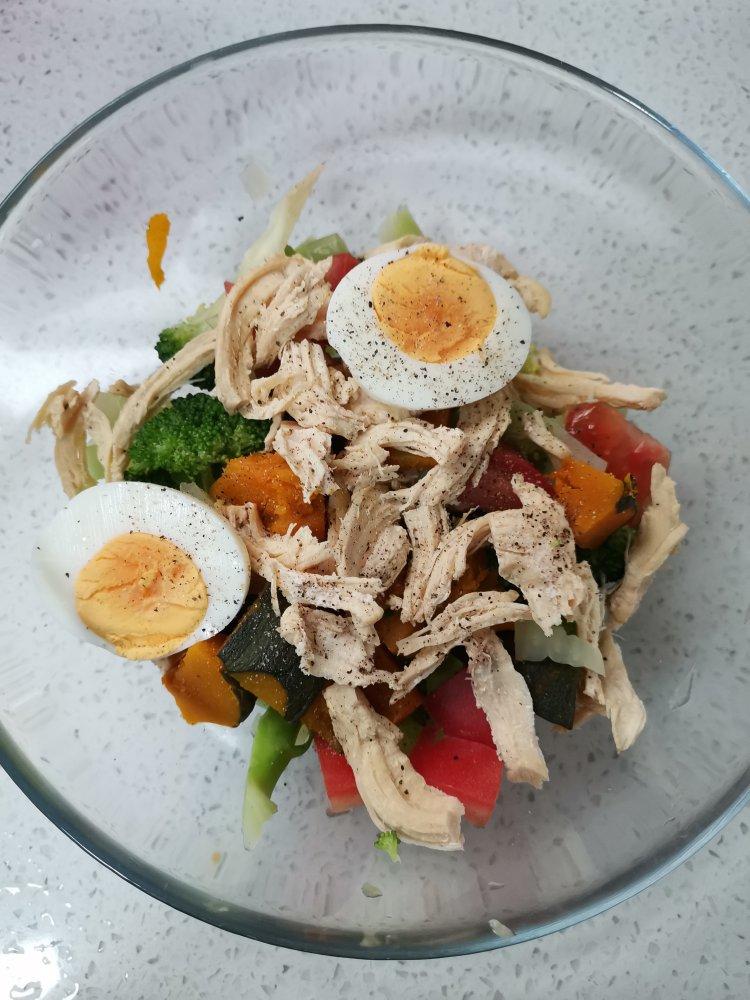 藜麦鸡胸肉沙拉|低卡路里高蛋白