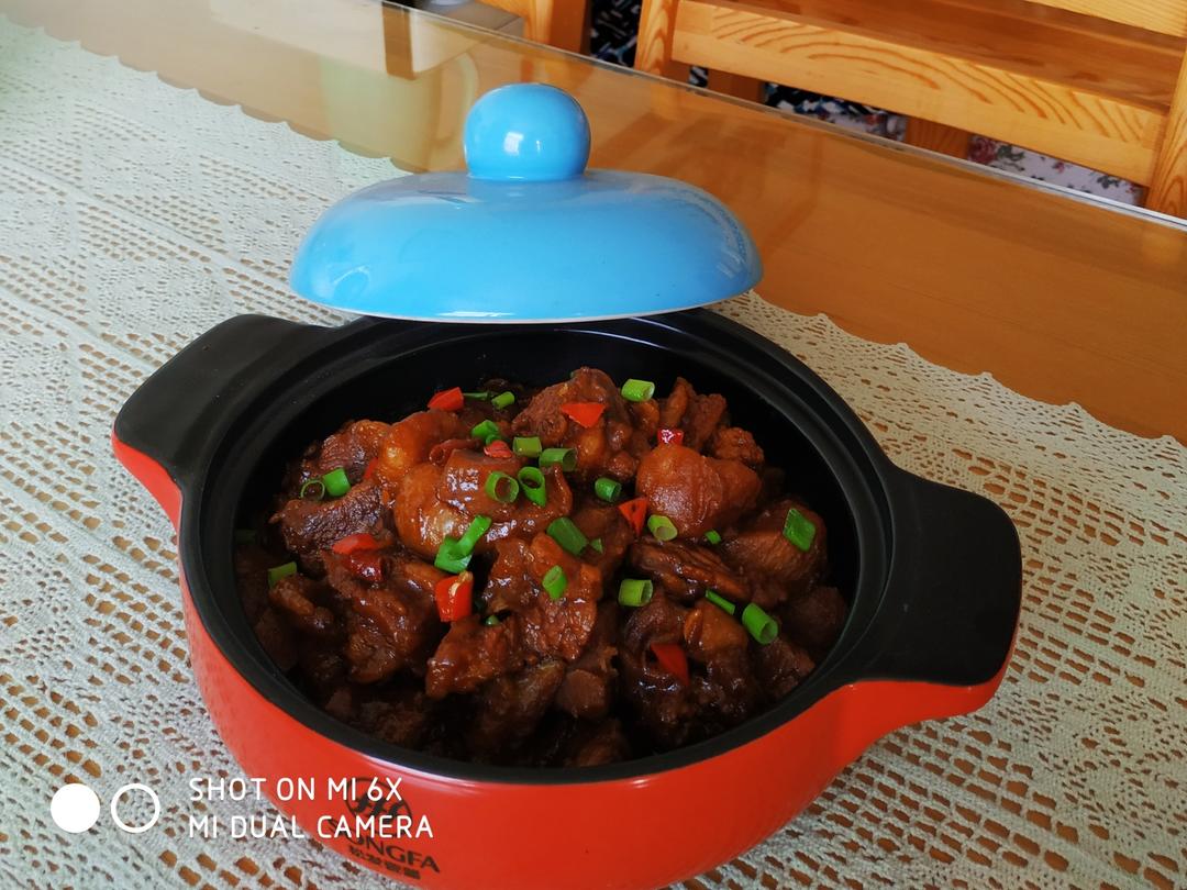 土豆煨牛腩的做法