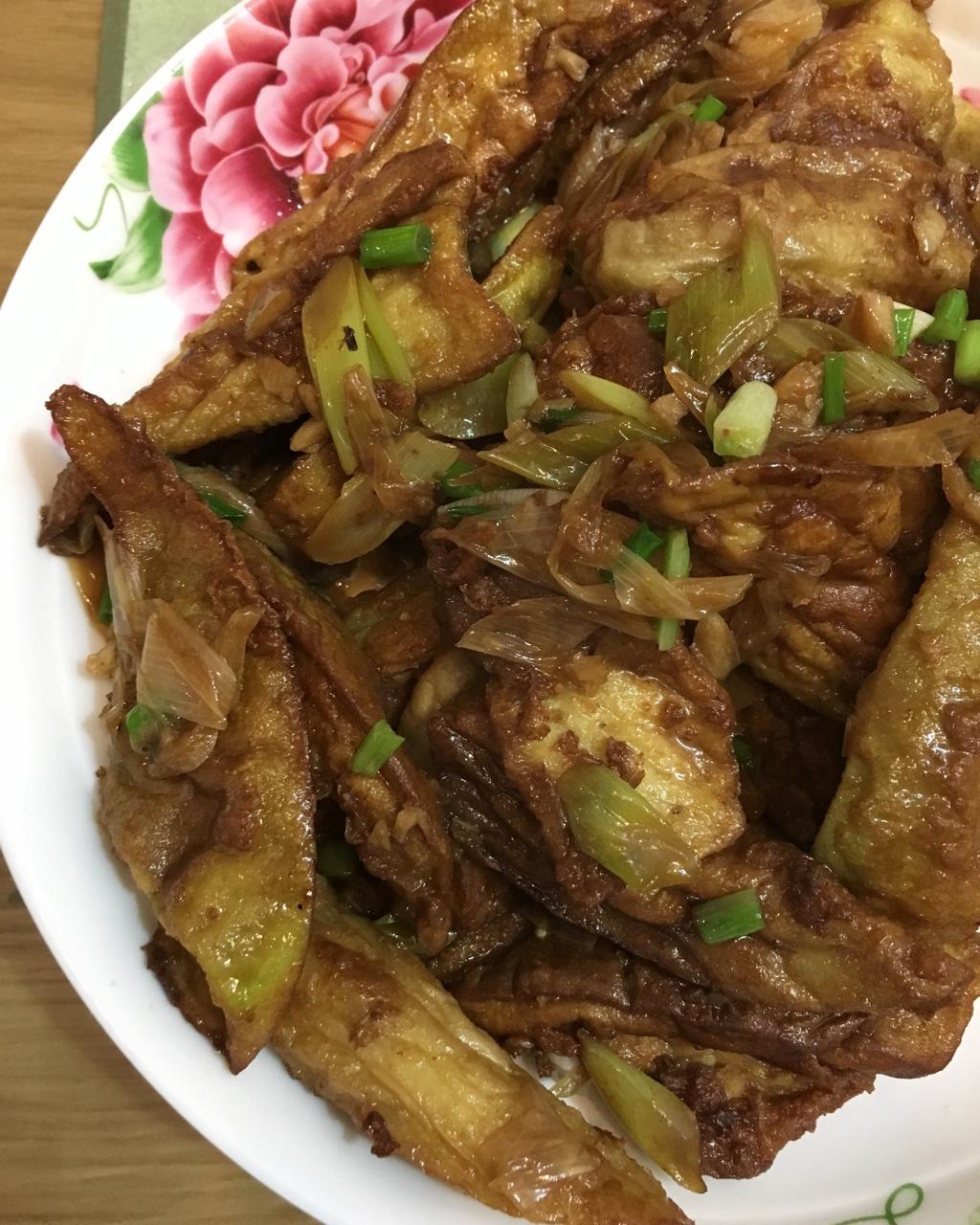 让茄子变身为鱼肉味的美味【茄子鱼】