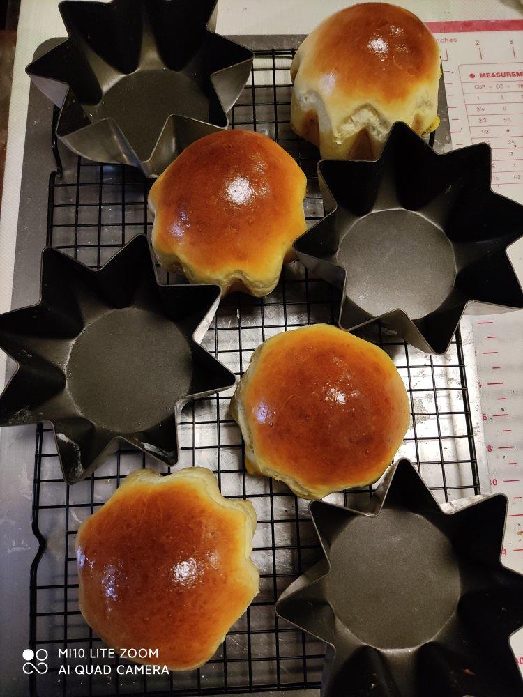 蜂香奶油面包