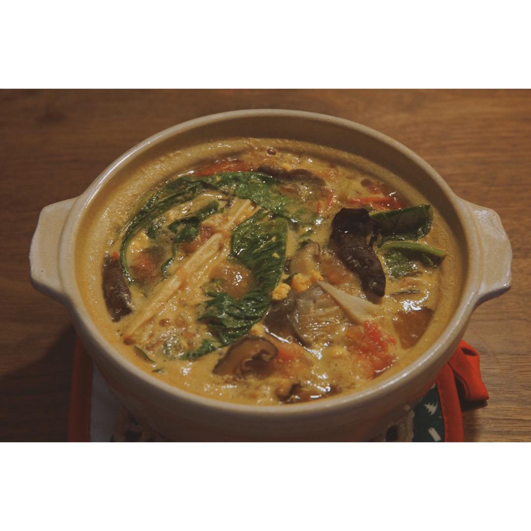 什锦素砂锅