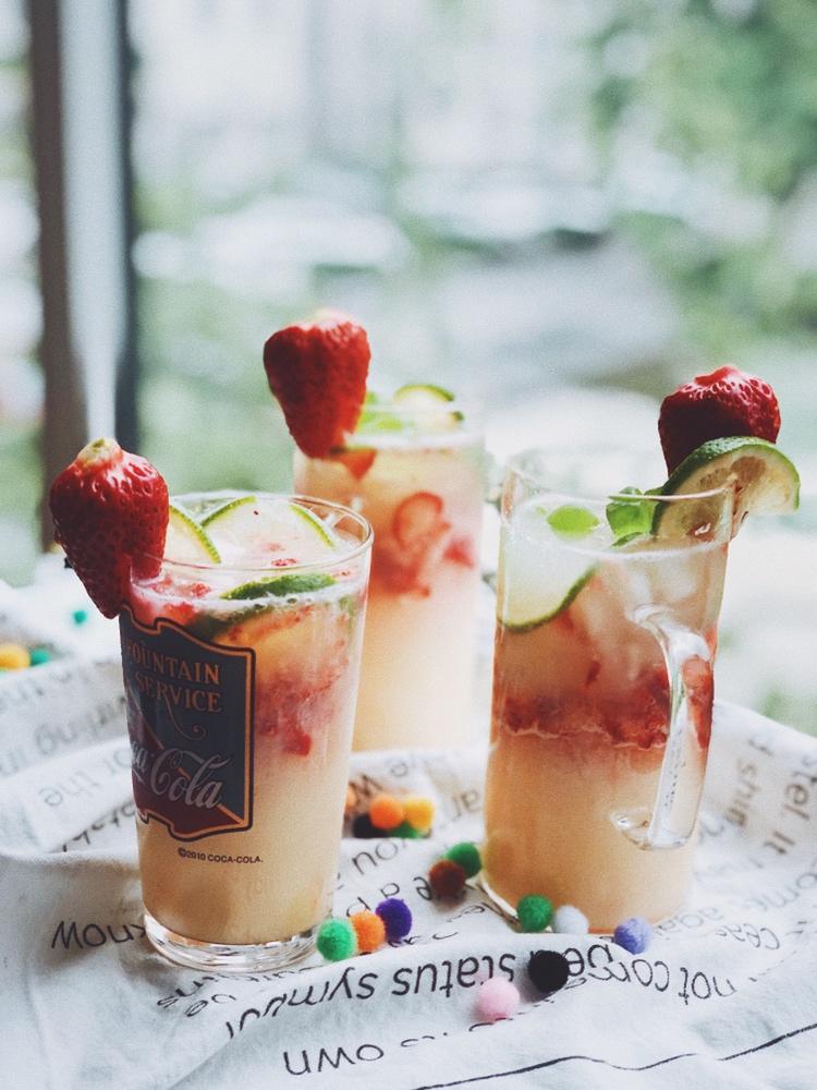 夏季开始小号角—家作上手快草莓小冷饮